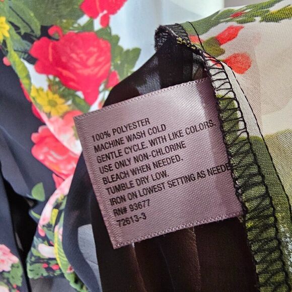 EUC WORTHINGTON WOMAN FLORAL SEMI SHEER BUTTON DOWN SHIRT LONGSLEEVES SIZE 1X - Picture 12 of 14